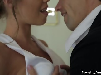 Nicole Aniston & Alan Stafford in Naughty America