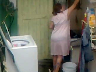 Spying Aunty Ass Washing ... Big Butt Chubby Plumper Mom