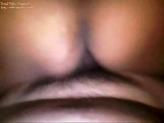 Apú_rate q mi esposo salió_ un rato... - Hurry up, my husband is out...