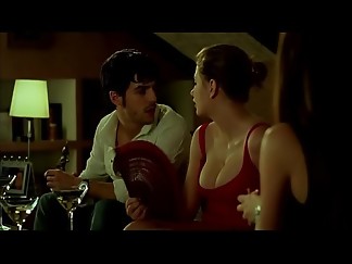 Italian Miriam Giovanelli sex scenes in Mentiras Y Gordas